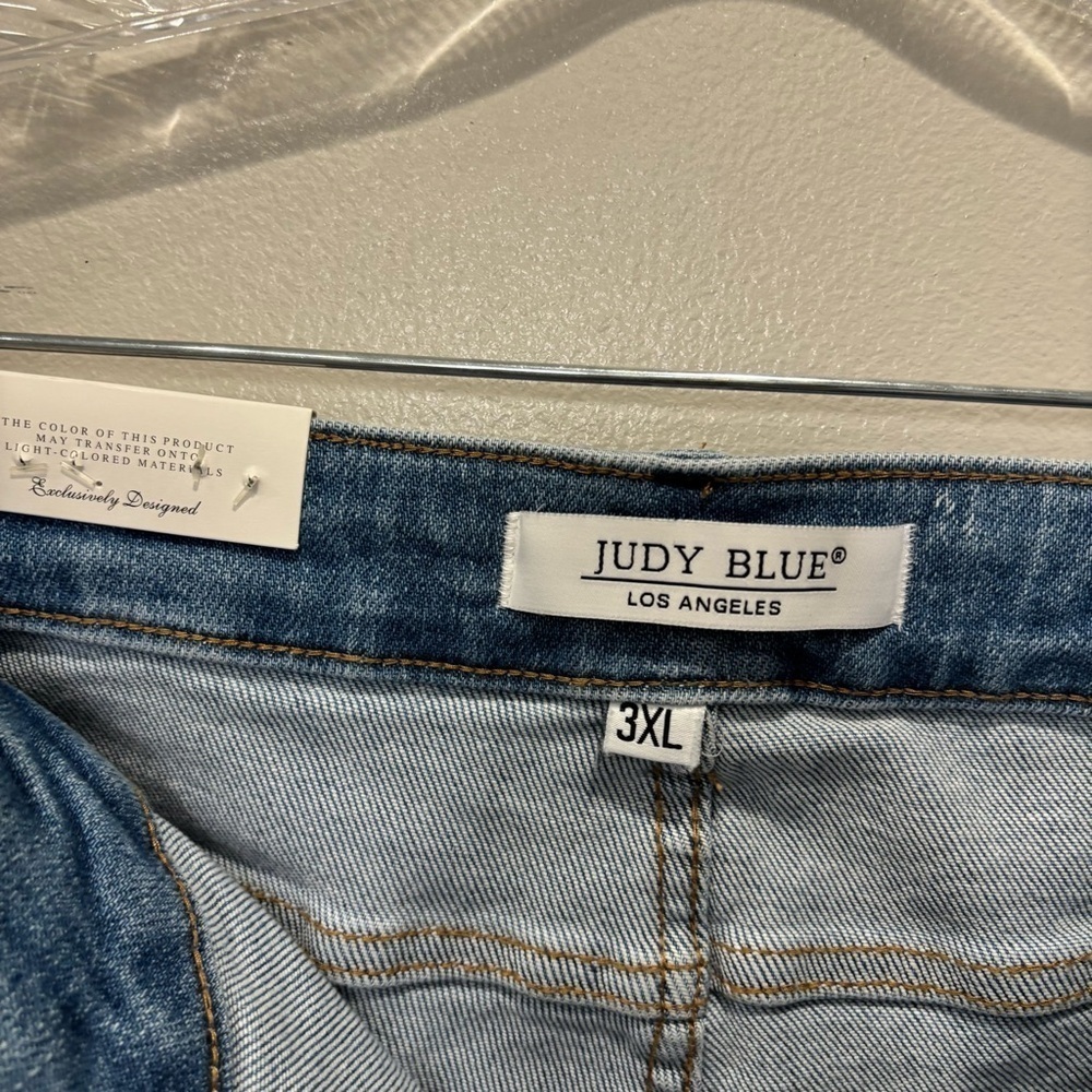 Judy Blue Distressed Cut Off Shorts Women’s Plus Size 3XL NEW - Picture 9 of 10